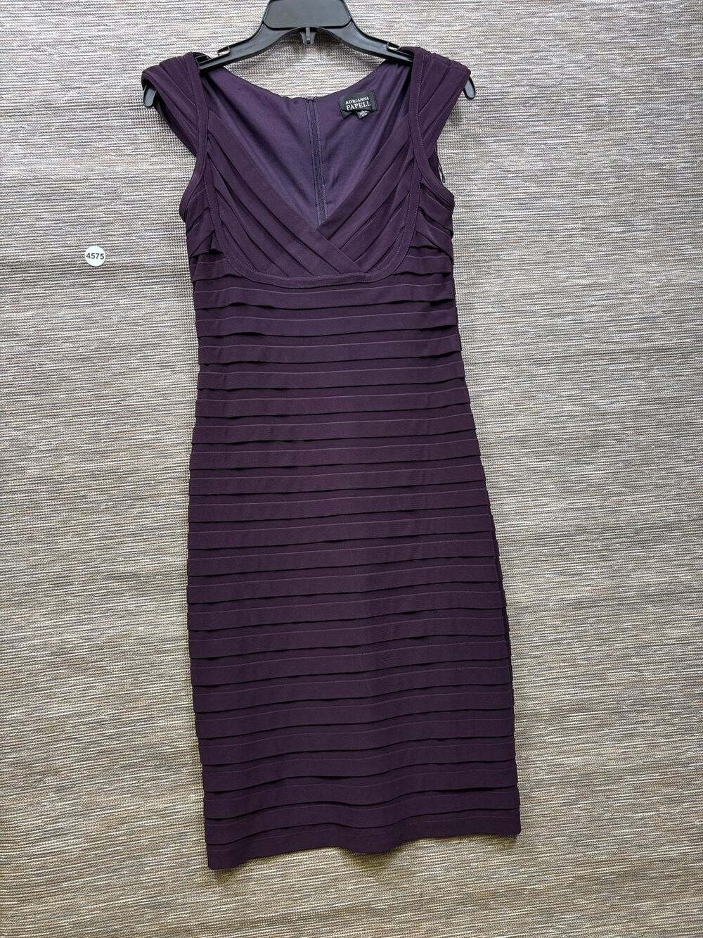 Adrianna Papell Dress Womens 4 Purple Banded Sheath Cap Sleeve Party Knee Length